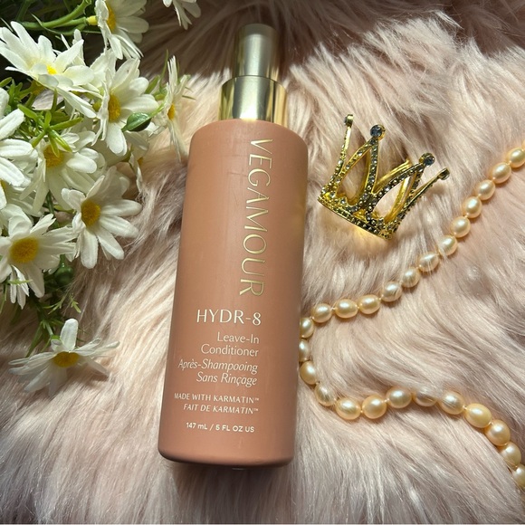 BRAND NEW VEGAMOUR
Detangling and Frizz Reducing HYDR-8 Leave-In
Conditioner - Picture 3 of 16
